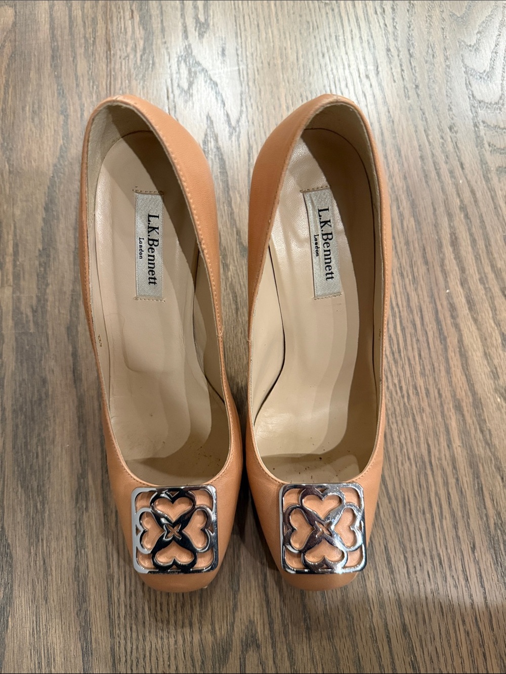 L.K. Bennett London Tan Leather Pumps Silver Hardware Size 8.5US